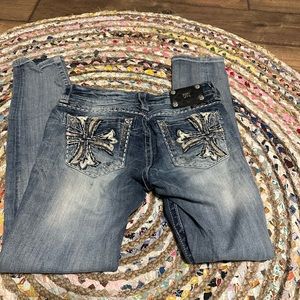 Miss me woman’s jeans size 28